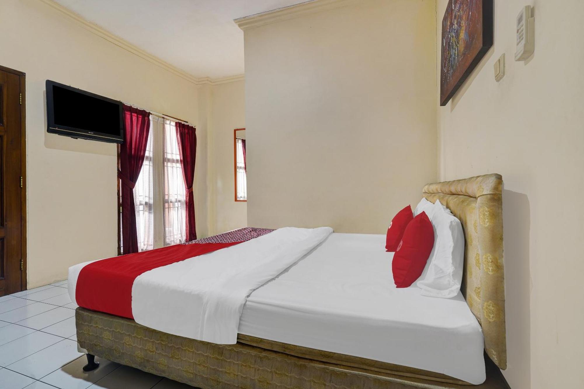 Oyo 90415 Havana Orange Hotel 2*